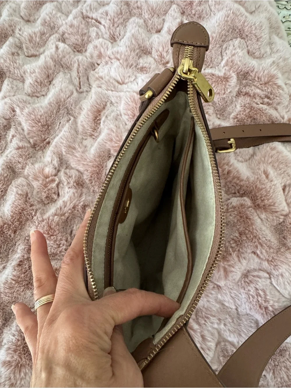 RADLEY LONDON compact leather